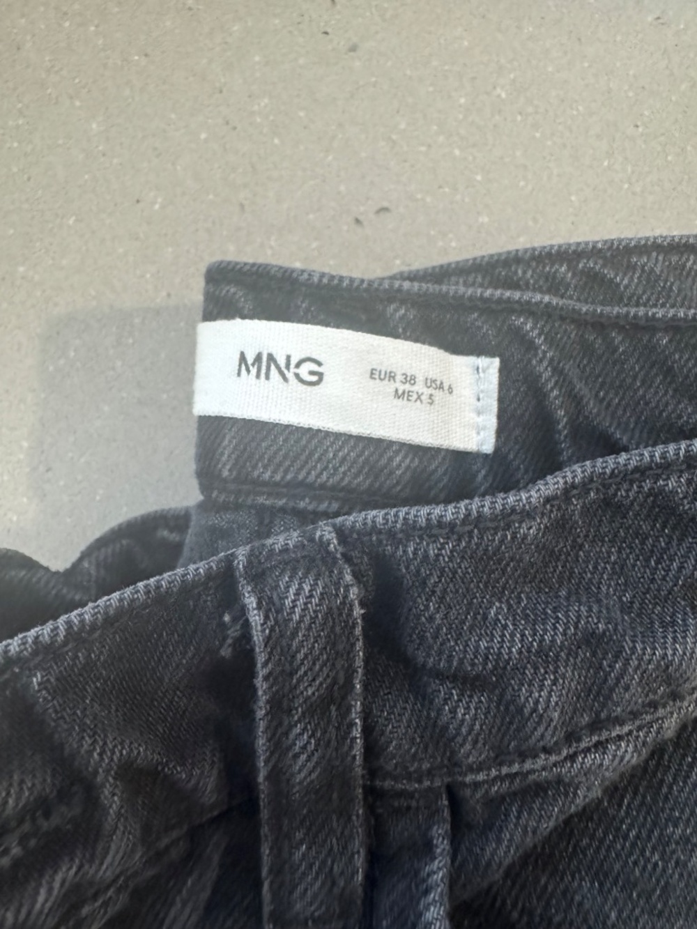Mango Jeans - Picture 3 of 4